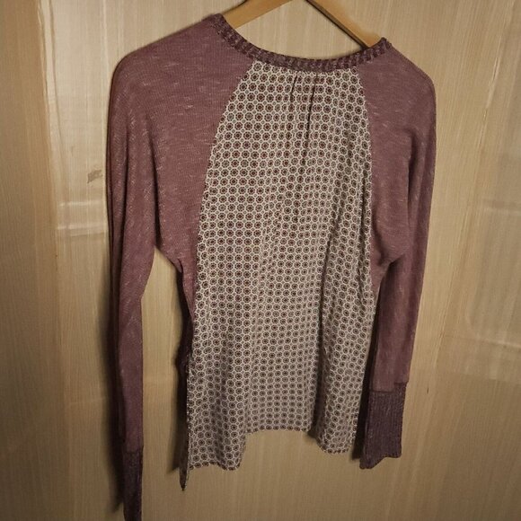 Hem & Thread Womens Maroon Paisley Mixed Material Silky Thermal Top Small - Picture 4 of 7